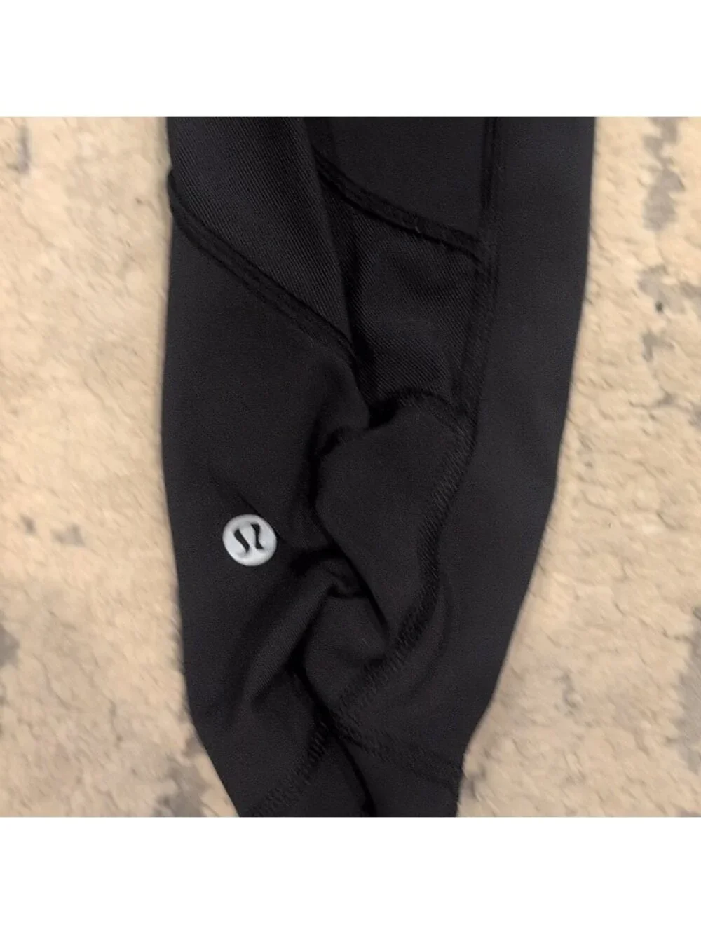 Lululemon Seek The Heat Crop Black 25